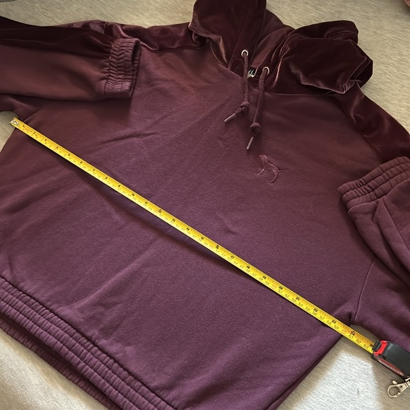 PINK Oversized Hoodie - Picture 5 of 6